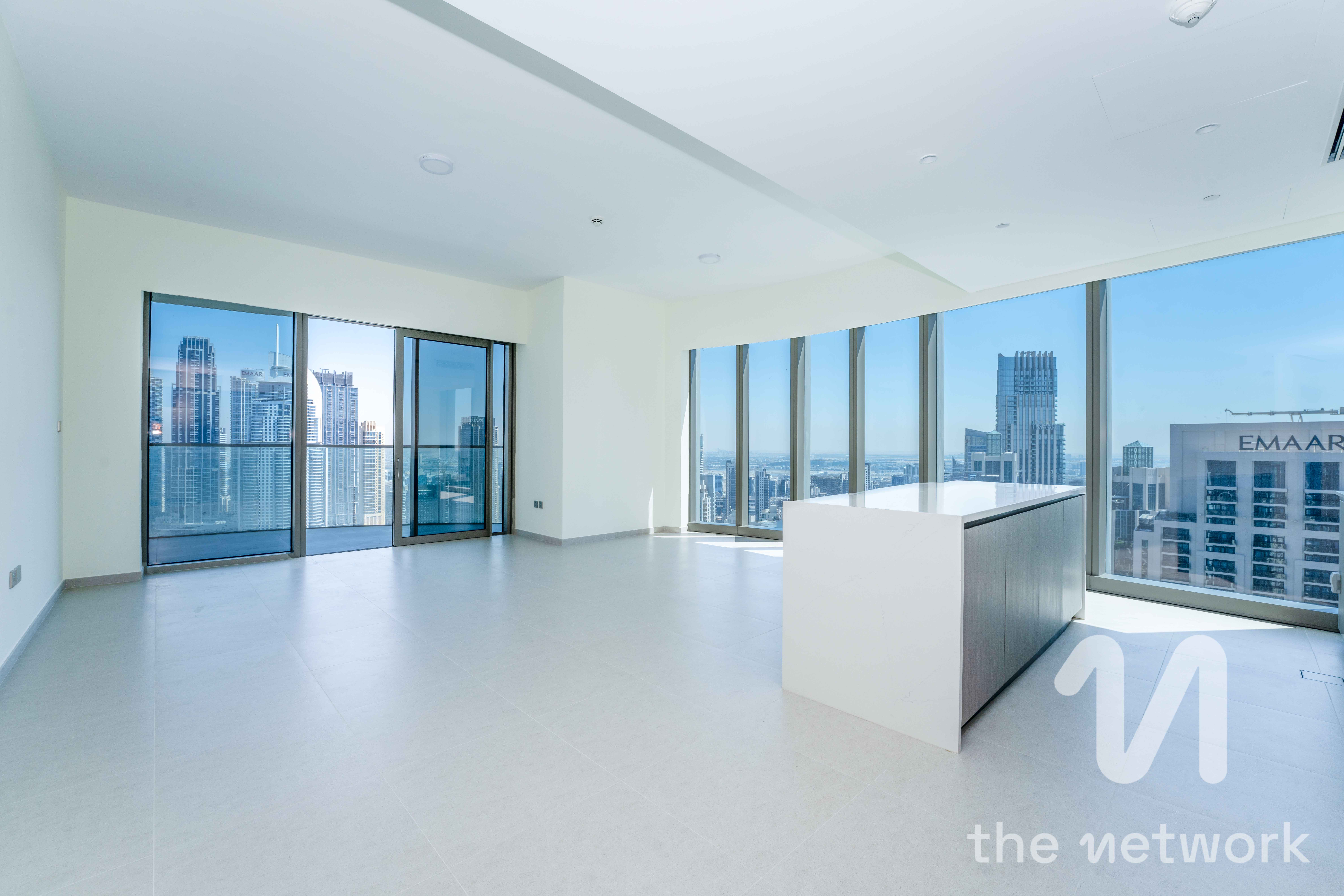 Luxurious 3BR | High Floor | Furnished/Unfurnished
