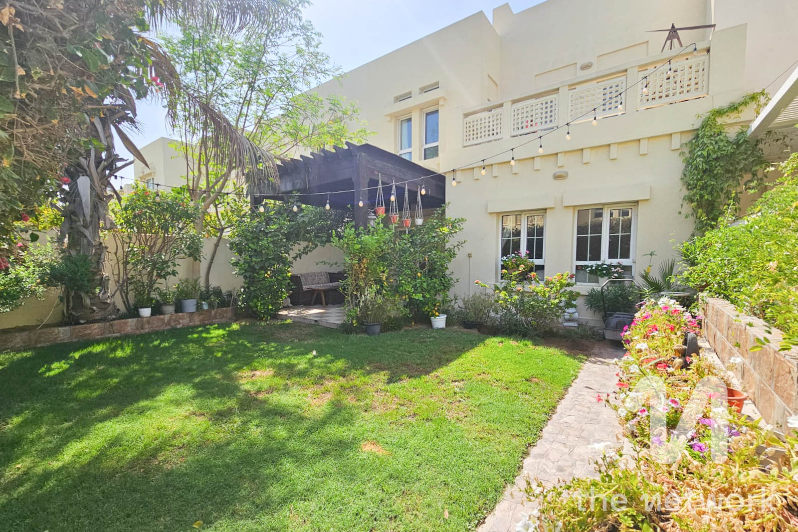 Upgraded 3BR Townhouse | Zulal | The Lakes Dubai