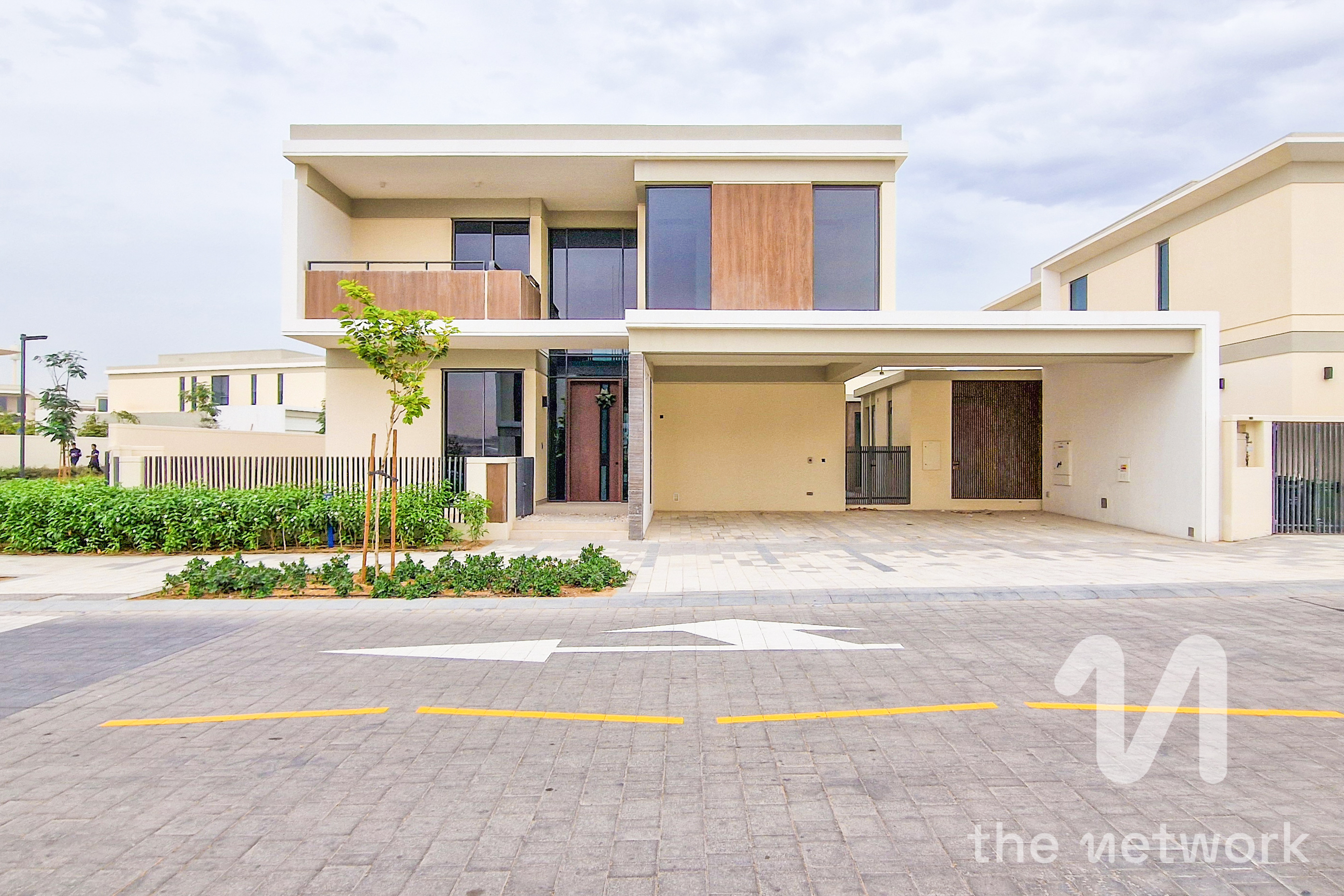 Large Plot | Extended Villa | Ready To Move