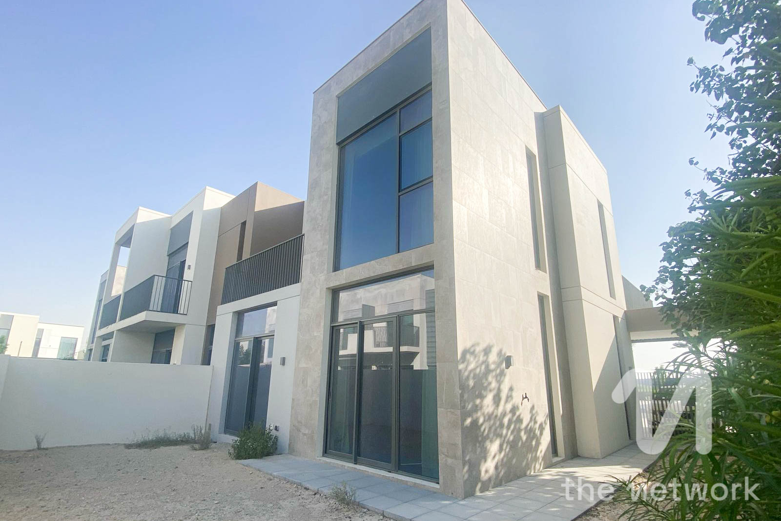 Vacant | Furnishing option | Established community
